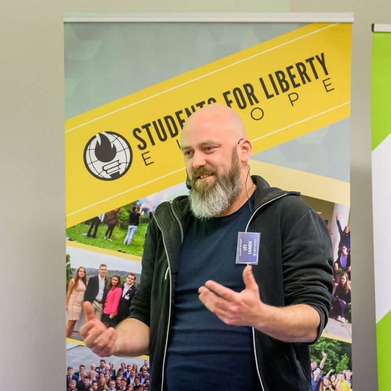 20211106-20_02_12-NIKON_D500