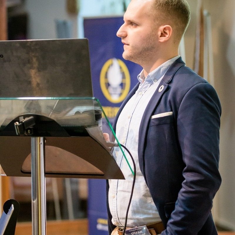 20211106-16_40_20-NIKON_D500