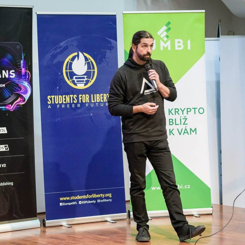 20211106-17_15_43-NIKON_D500