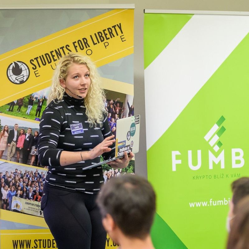 20211106-18_45_14-NIKON_D500