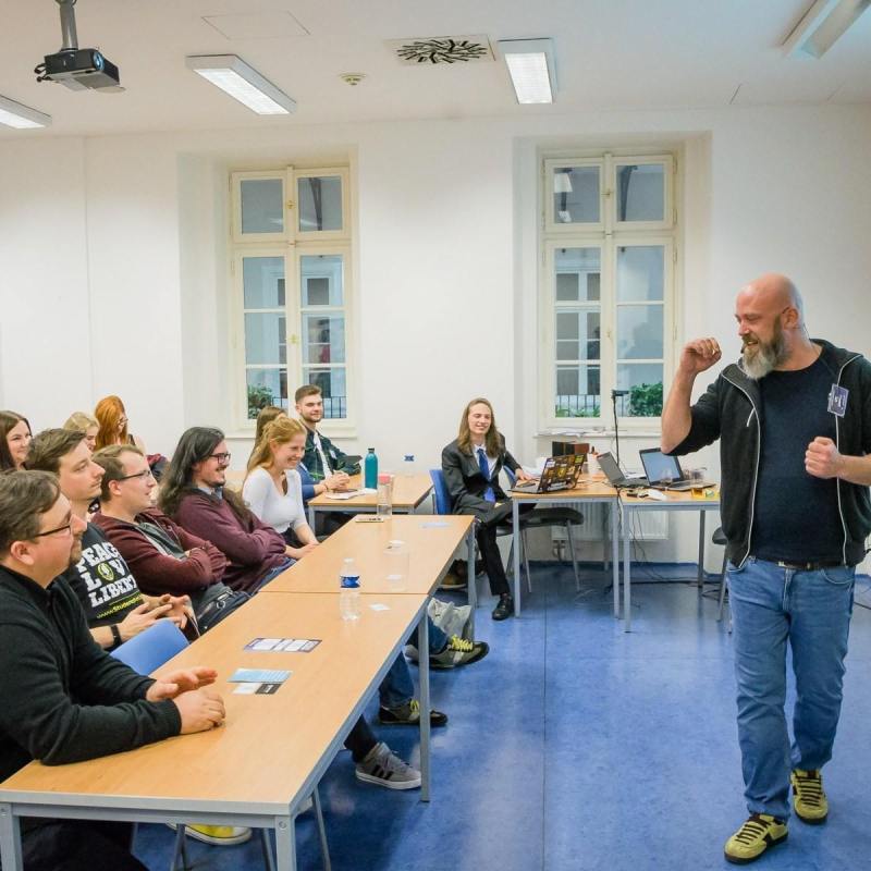 20211106-20_10_41-NIKON_D500